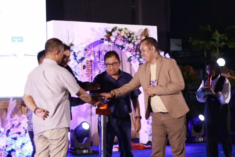 Bupati Bersama Wabup Takalar Hadiri Acara Malam Puncak Hadiah Panen SIMPEDES BRI Cabang Takalar Periode II Tahun 2024