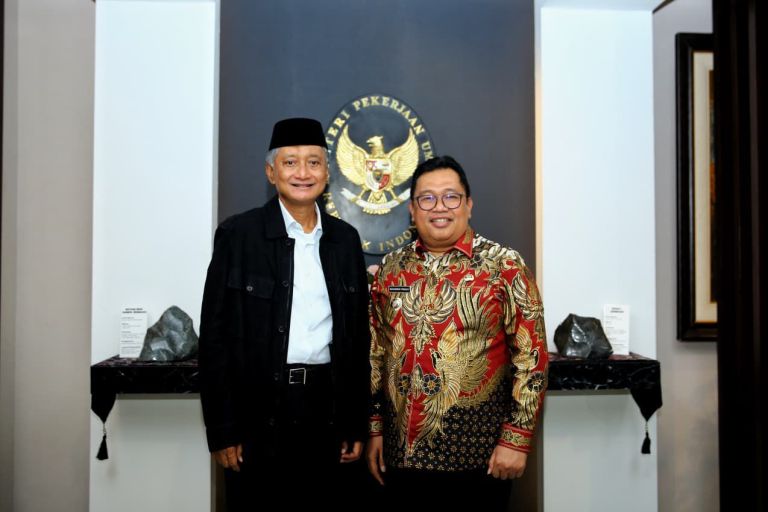 Demi Percepat Pembangunan Infrastruktur Jalan/Jembatan, Bupati Takalar Daeng Manye Silaturahmi Dengan Menteri PU