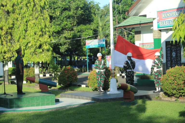 Kodim 1426/Takalar Gelar Upacara Bendera 17-an dan Jam Pimpinan