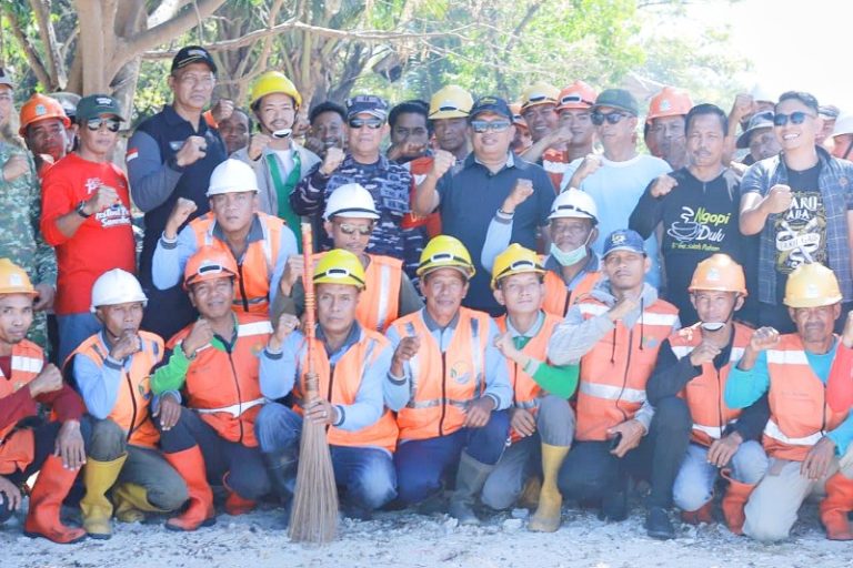 Bupati Takalar Tegaskan Kebersihan Pulau Sanrobengi Kunci Kemajuan Pariwisata Daerah