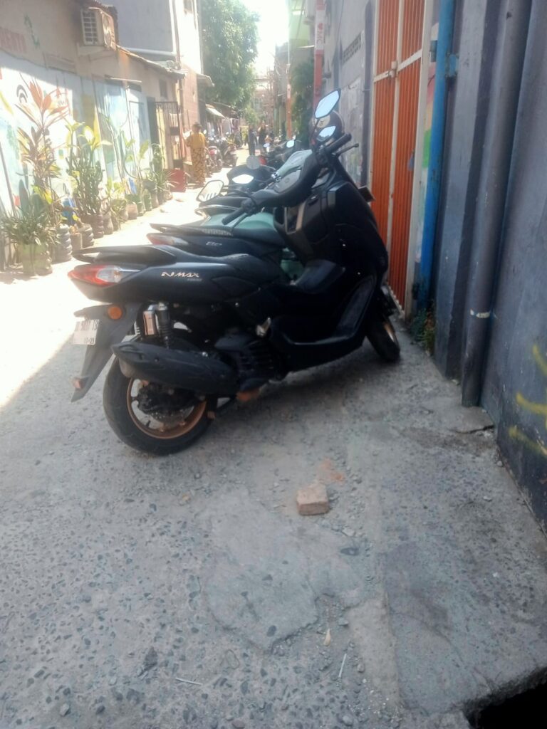 Merasa Diabaikan, Jukir Pasar Cidu Tagih Janji Perumda Parkir Makassar Terkait Fasilitas Rompi