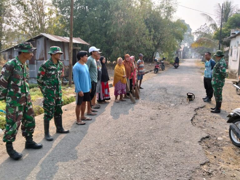 Koramil 1426-03/Galut Bersama Pemerintah Desa dan Warga Gelar Kerja Bakti Program GERAKAN ASRI di Maccini Sombala