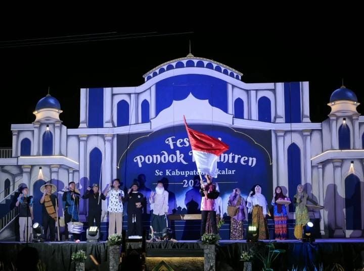 Tutup Festival Ponpes, Bupati Daeng Manye: Santri Takalar Harus Jadi Pelopor Kreativitas dan Penjaga Nilai Keislaman
